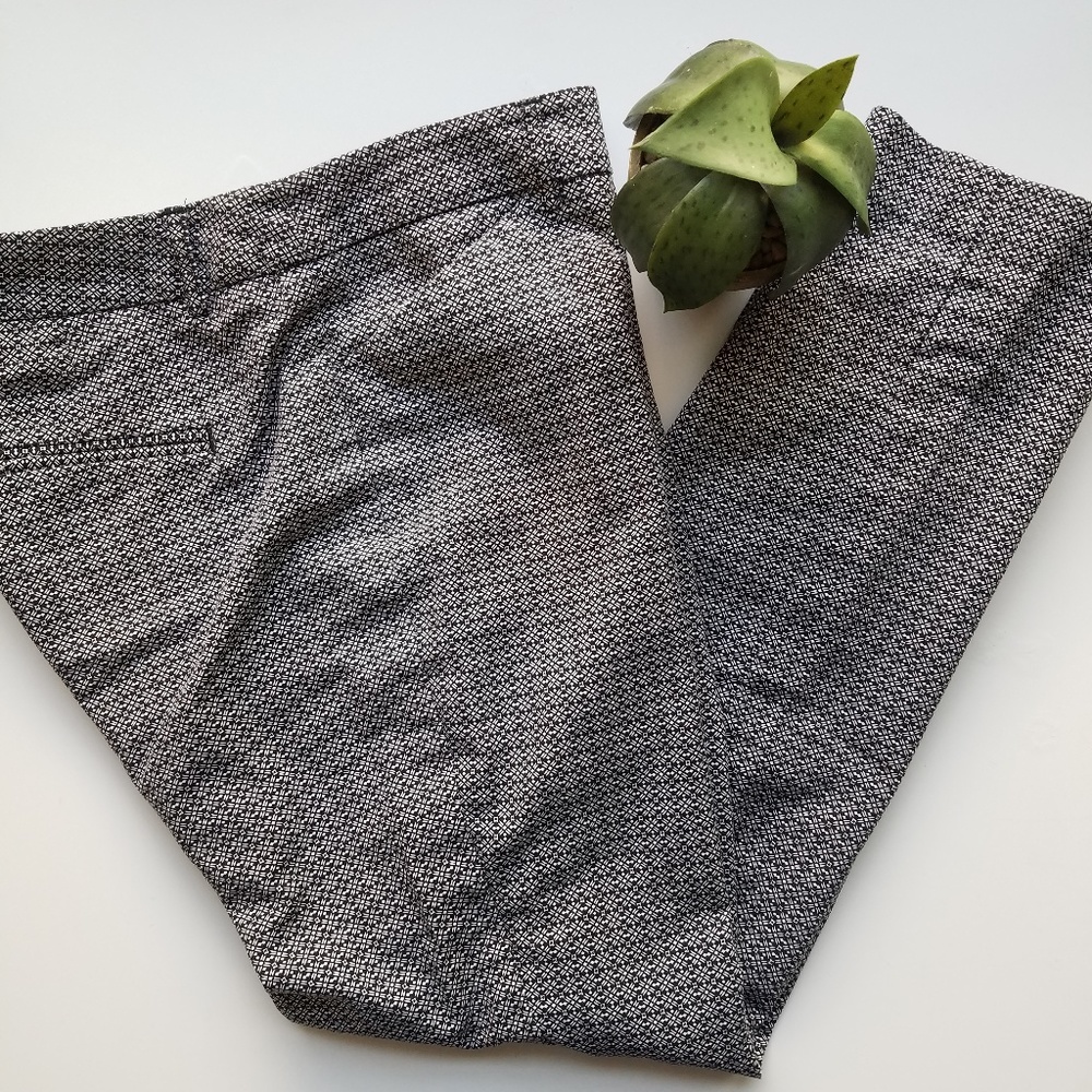 Lila Rose Geo Print Ankle Pants